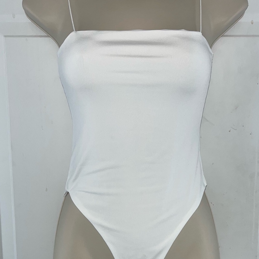 SHEIN White Spaghetti Strap Bodysuit
